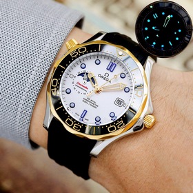 OMEGA представляет новую модель Seamaster суперсветящимся цифербл