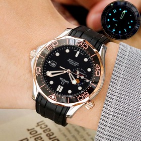 OMEGA представляет новую модель Seamaster суперсветящимся цифербл