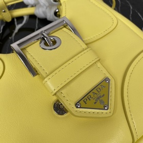 【Высококачественный оригинал】 {Овечья кожа} Pradα Moon Bag Новая 