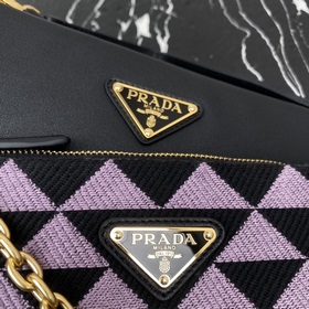【Высочайшее качество】 Новая сумка-близнец 1BC176 Prada треугольна