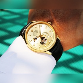 (Водонепроницаемость 5 градусов, можно плавать) Rolex, серия «Сол