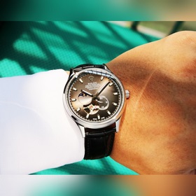 (Водонепроницаемость 5 градусов, можно плавать) Rolex, серия «Сол