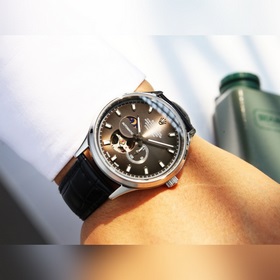 (Водонепроницаемость 5 градусов, можно плавать) Rolex, серия «Сол