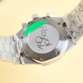 AP Audemars Piguet GV1 Royal Oak Series 26715BC.ZZ.1356BC.01. Раз