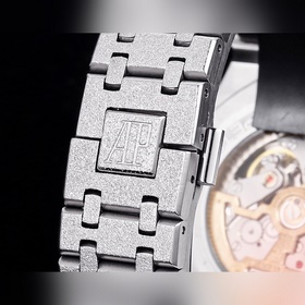 AP Royal Oak Frosted Gold Edition, 41 мм, стальной «король короле