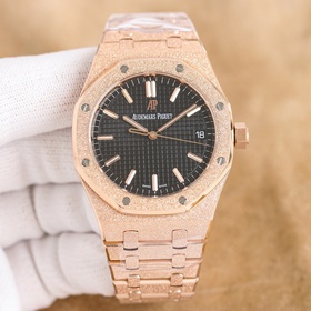 Audemars Piguet Royal Oak 15500V2 — впечатляющий дебют： удаление 
