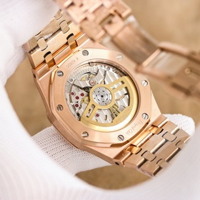 Audemars Piguet Royal Oak 15500V2 — впечатляющий дебют： удаление 