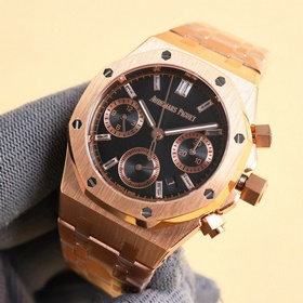 Популярная модель Audemars Piguet Royal Oak 26715BC.ZZ.1356BC.01.