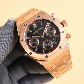 Популярная модель Audemars Piguet Royal Oak 26715BC.ZZ.1356BC.01.