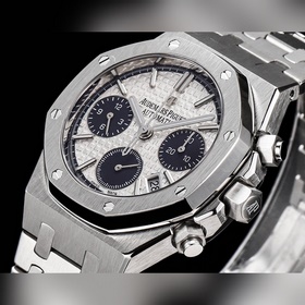 Популярная модель Audemars Piguet Royal Oak 26715BC.ZZ.1356BC.01.