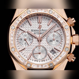 Популярная модель Audemars Piguet Royal Oak 26715BC.ZZ.1356BC.01.