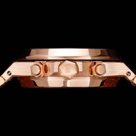 Популярная модель Audemars Piguet Royal Oak 26715BC.ZZ.1356BC.01.