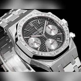Популярная модель Audemars Piguet Royal Oak 26715BC.ZZ.1356BC.01.