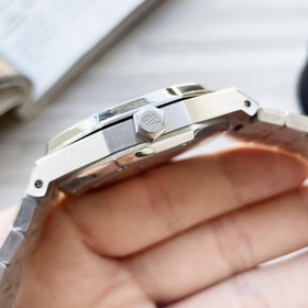 Audemars Piguet Royal Oak серия, стекло с покрытием, размер 45 мм