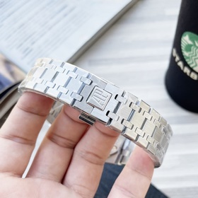 Audemars Piguet Royal Oak серия, стекло с покрытием, размер 45 мм