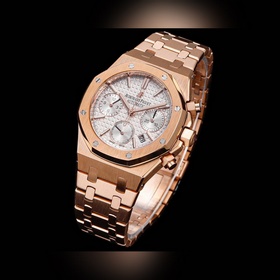 Популярная модель Audemars Piguet Royal Oak 26715BC.ZZ.1356BC.01.