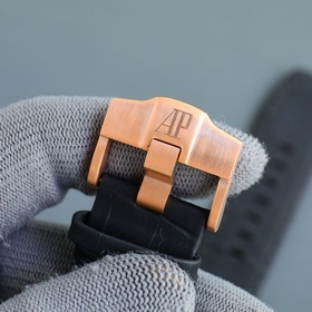 Новейшая модель Audemars Piguet, Audemars Piguet Royal Oak Offsho