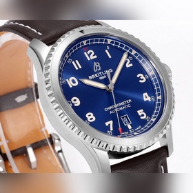 Legendary Aviation Series от Breitling — классическая модель с ла