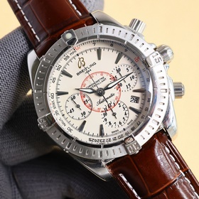 Новинка： полностью обновленный часовой механизм Breitling Avenger