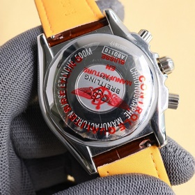 Новинка： полностью обновленный часовой механизм Breitling Avenger