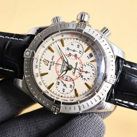 Новинка： полностью обновленный часовой механизм Breitling Avenger