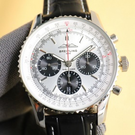 В честь 70-летия выпуска новой модели часов Navitimer, Breitling 