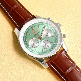В честь 70-летия выпуска новой модели часов Navitimer, Breitling 
