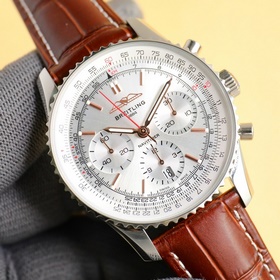 В честь 70-летия выпуска новой модели часов Navitimer, Breitling 