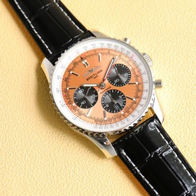 В честь 70-летия выпуска новой модели часов Navitimer, Breitling 