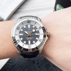 Оригинальная застежка. Серия Superocean от Breitling — это превос