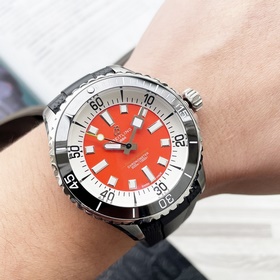 Оригинальная застежка. Серия Superocean от Breitling — это превос