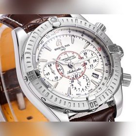 Новинка： полностью обновленный часовой механизм Breitling Avenger