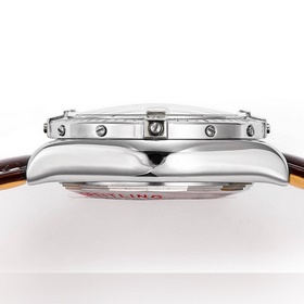Новинка： полностью обновленный часовой механизм Breitling Avenger