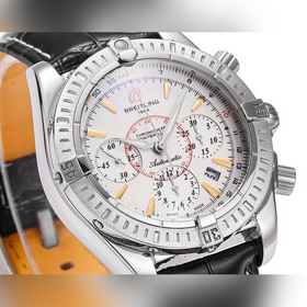 Новинка： полностью обновленный часовой механизм Breitling Avenger