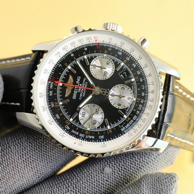 В честь 70-летия выпуска новой модели часов Navitimer, Breitling 