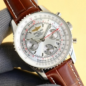 В честь 70-летия выпуска новой модели часов Navitimer, Breitling 
