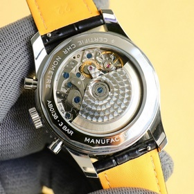В честь 70-летия выпуска новой модели часов Navitimer, Breitling 