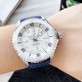 Серия Breitling Superocean – превосходная эстетика и внушительный