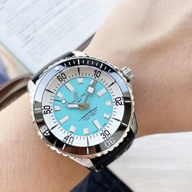 Серия Breitling Superocean – превосходная эстетика и внушительный