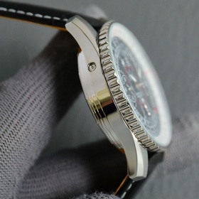 BREITLING, часы из серии Montblanc Chronograph A21033012, доступн