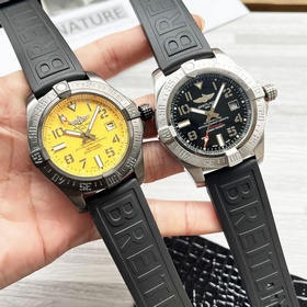 Серия Breitling Superocean! Ободок и корпус изготовлены из нержав