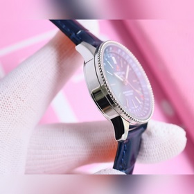 Модель автоматического хронографа Breitling для женщин. Новая мод