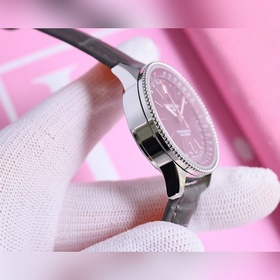 Модель автоматического хронографа Breitling для женщин. Новая мод