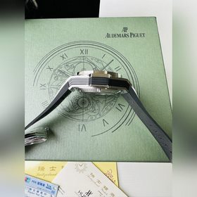 HBF FACTORY HUBLOT Новые часы Big Bang Sang Bleu II Tattoo Вновь 