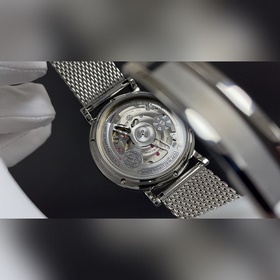 Новинка TWA – вершина эстетики Самая яркая звезда IWC, эксперт в 