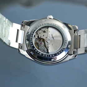 Мужчины ценят трехстрелочные часы 【Новинка】： IWC Лучший дизайн Э