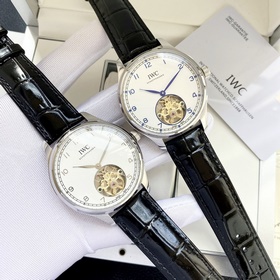 Новые часы IWC с двумя стрелками, синхронизация с официальным сай
