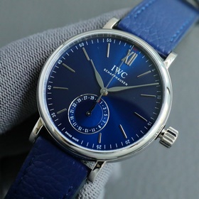 IWC впервые представляет серию Portofino IW359201 с указателем да