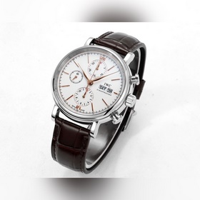 Часы IWC Portofino Chronograph Размеры часов： 42 мм x 13,5 мм. Ид