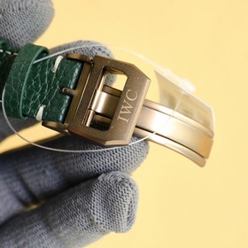 IWC International Watch Company, серия «Великий летчик» (Big Pilo